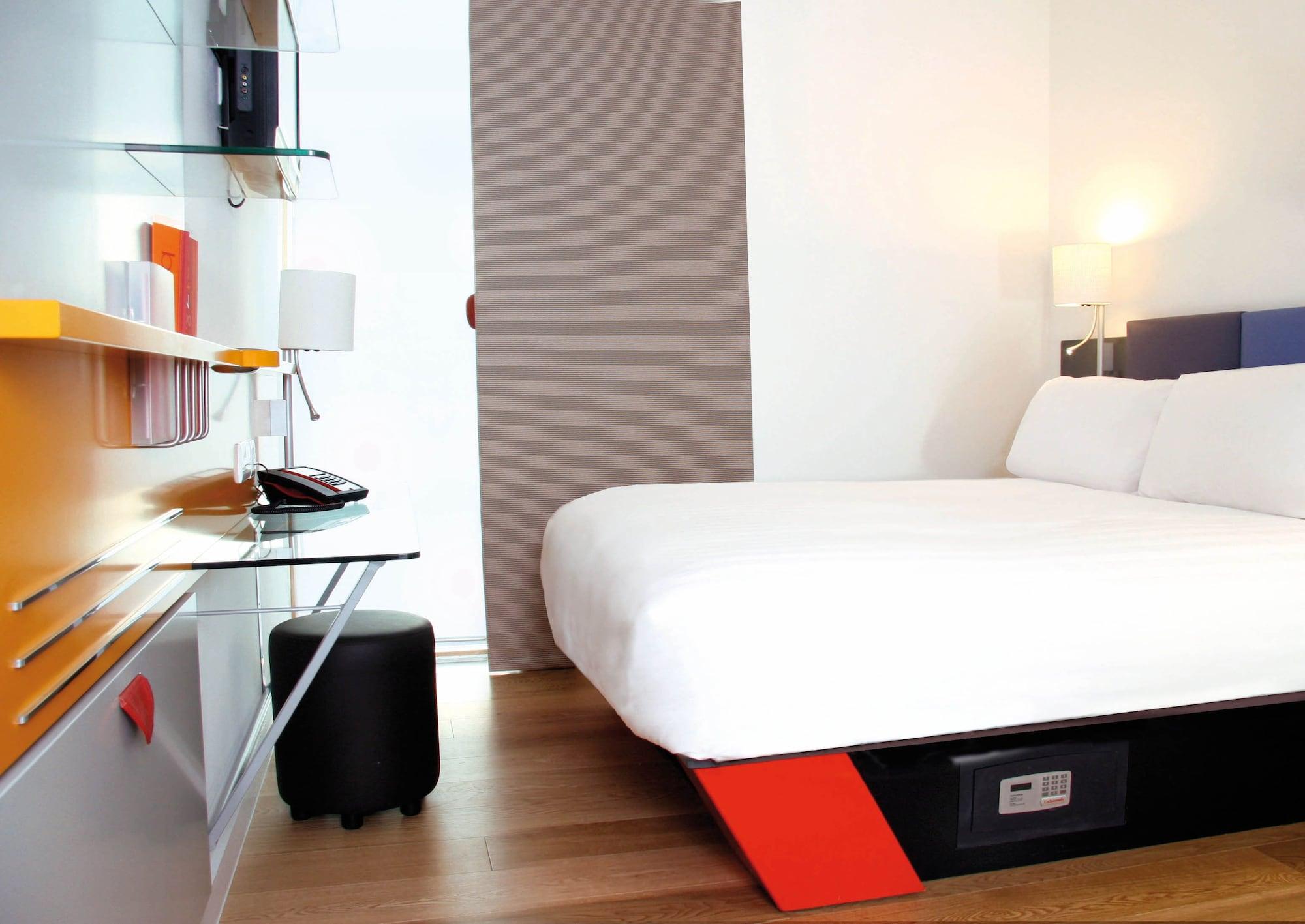 Sleeperz Hotel Cardiff Dış mekan fotoğraf